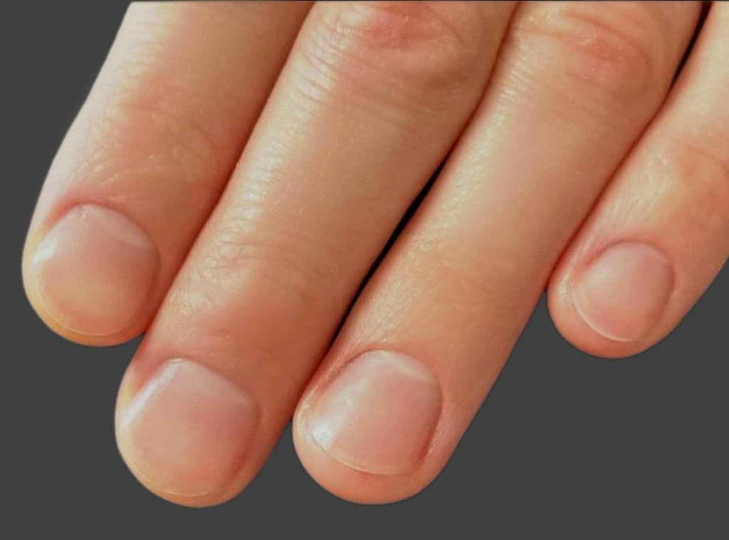 Milos Beauty Oase - Meniküre / Nageldesign